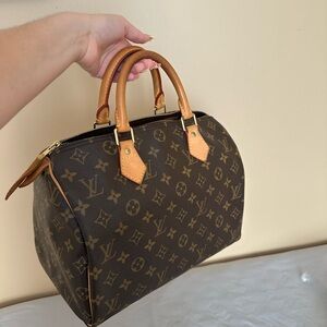 Louis Vuitton Speedy 30 Excellent Condition